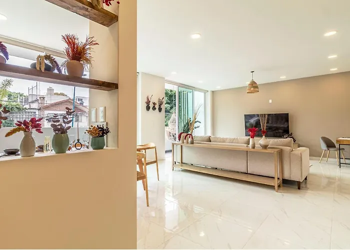 Apartment Goldsmith By Kukun *