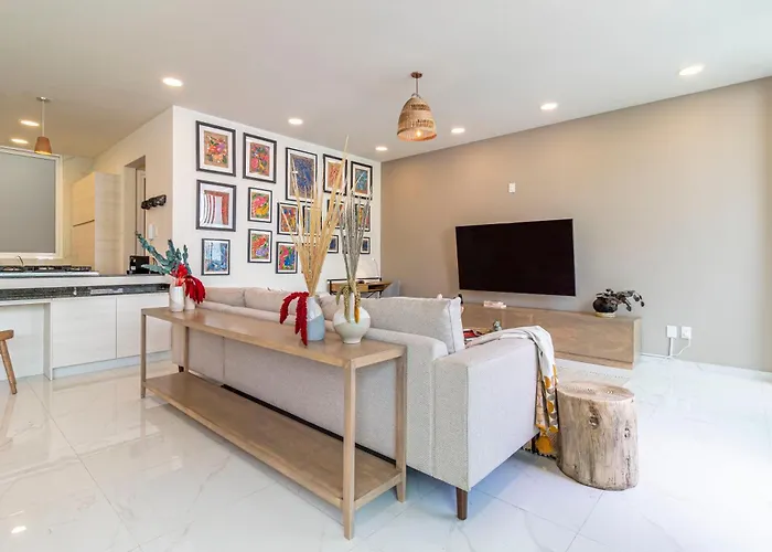 Goldsmith By Kukun Apartment *